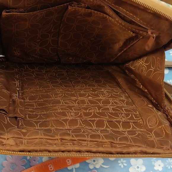 2884 Medium Size Fossil Crossbody, Leather, Multi Color Bag Purse - Picture 12 of 14